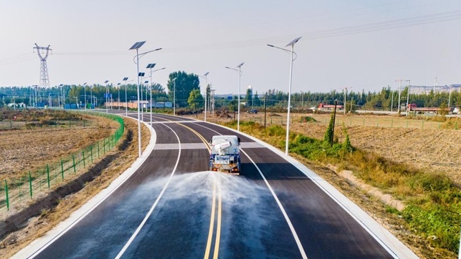 雄安新區(qū)起步區(qū)海岳大街西延工程（C段K4+240-K8+020）通車